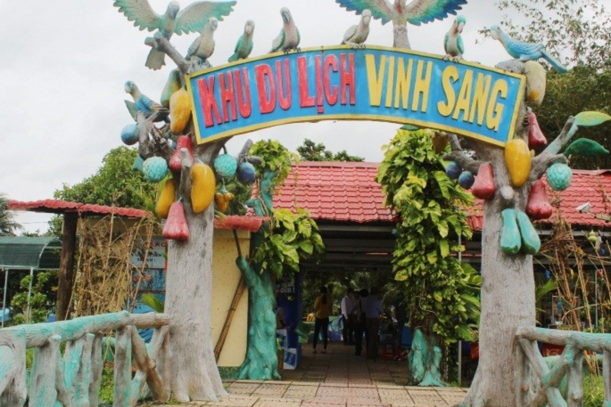 Du lịch Vinh Sang