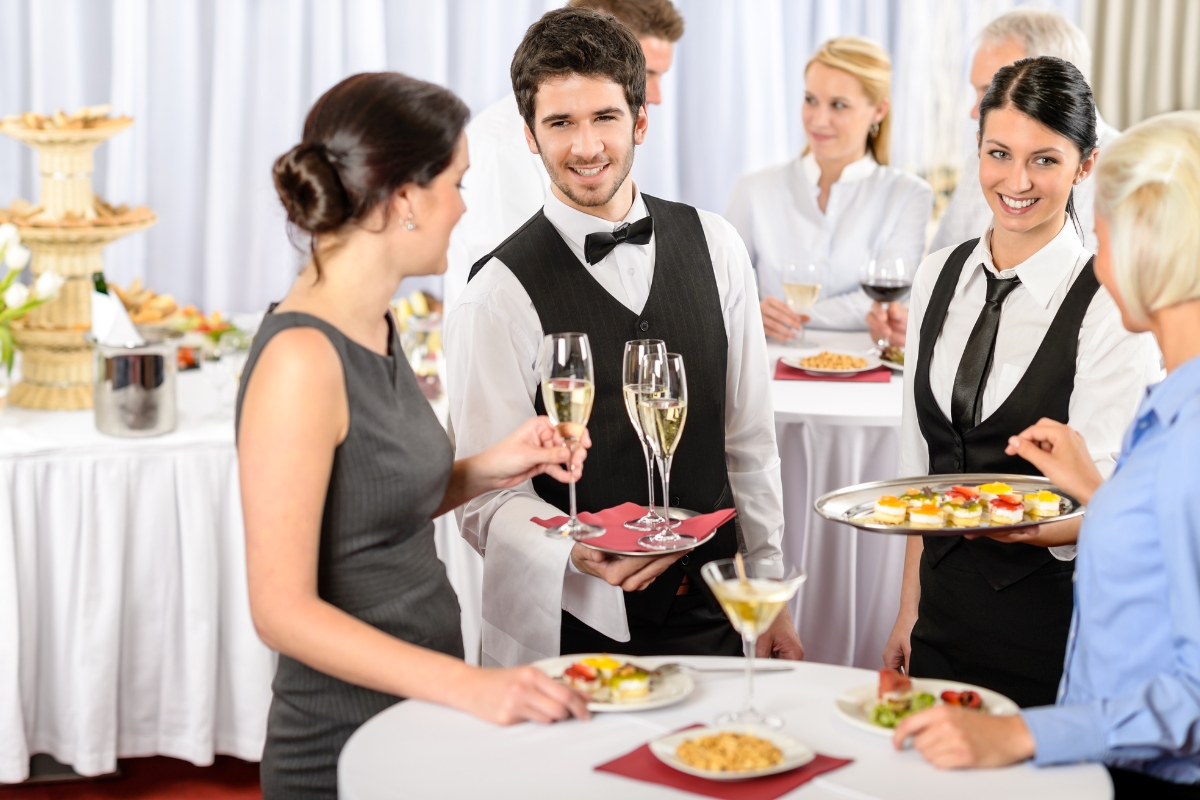 Tổ chức sự kiện là gì và 3 bước để tổ chức một sự kiện thành công 22 Công ty tổ chức sự kiện có vai trò quan trọng trong việc giúp doanh nghiệp đạt được mục đích