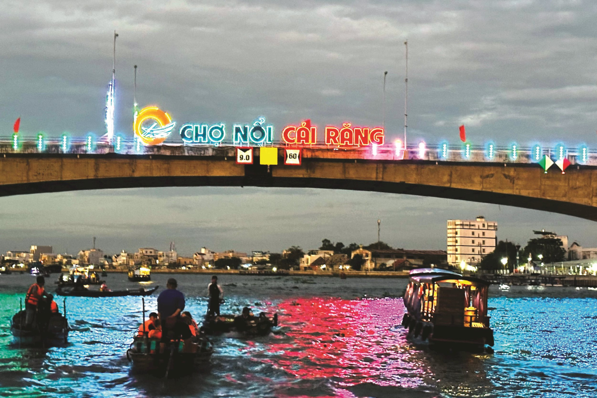 Tham quan chợ nổi Cái Răng