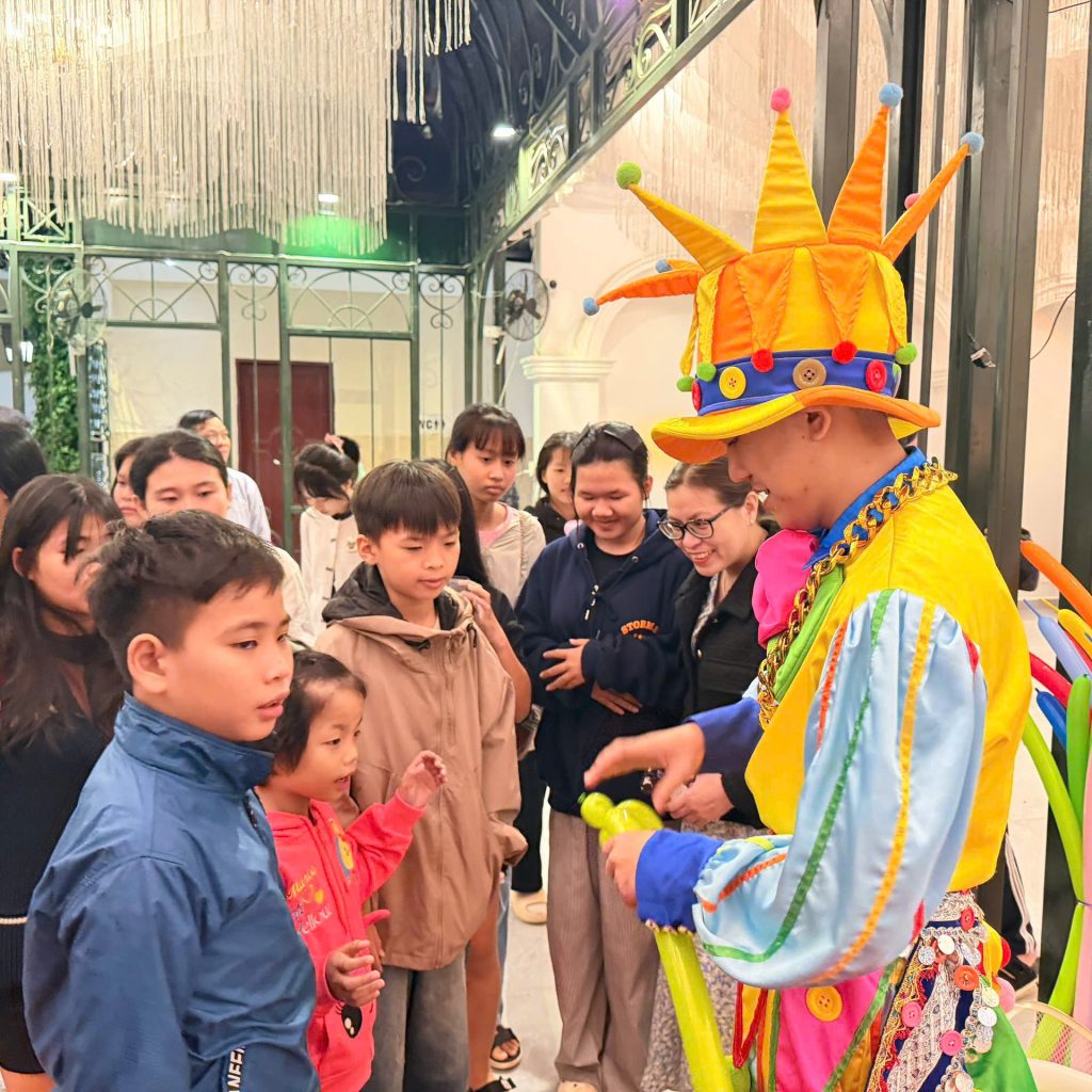ĐÀ LẠT - HÀNH TRÌNH TRAO YÊU THƯƠNG, KẾT NỐI NHỮNG TRÁI TIM 13 1791274119156 2280950978977699640 5900522987965815933 6d6331e7913fbc60055743826fa0e1e9